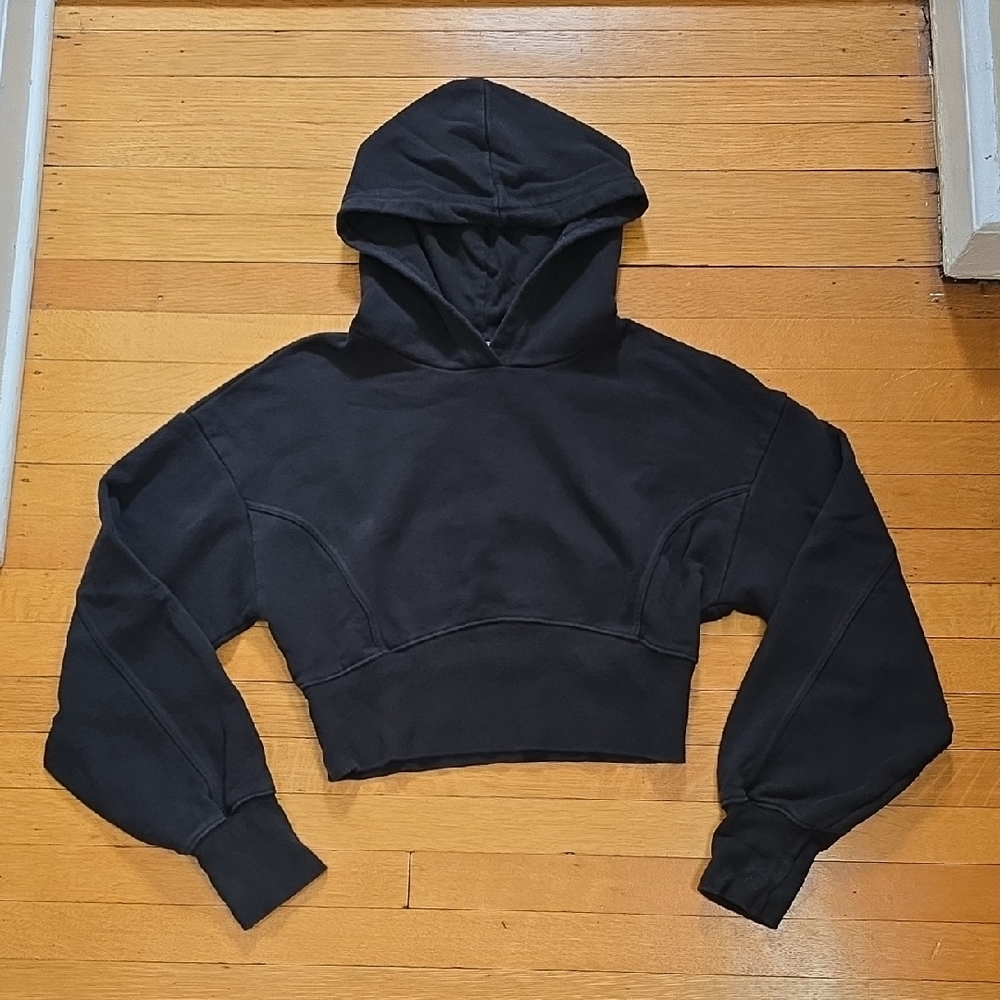 OFFLINE by Aerie, Throw-Back Cropped Batwing Hoodie, Black, VGUC, Women's M